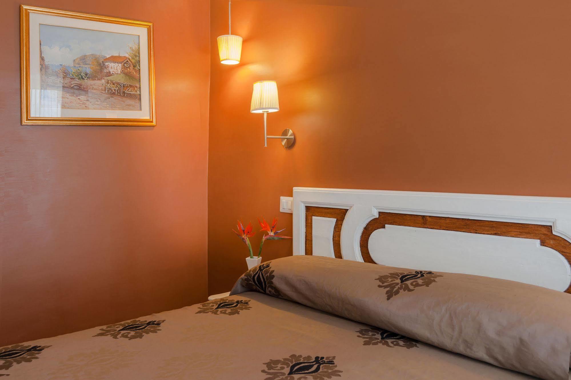 Sotto La Cupola Bed & Breakfast Roma Ngoại thất bức ảnh